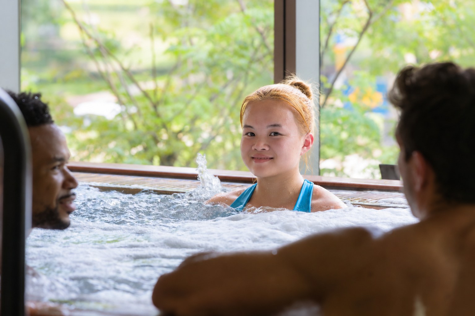 Members enjoying the hydrotherapy bath together